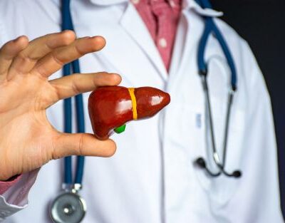 Признаки проблем с печенью на лице: о чем стоит знать каждой женщине