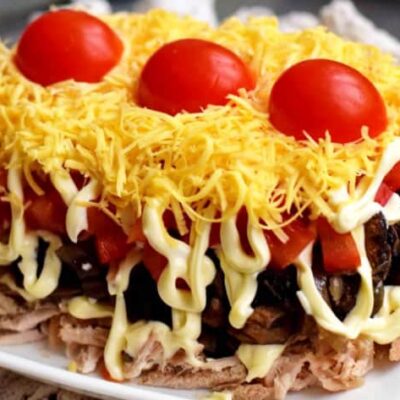 "Мясо по-французски: рецепт, который мужчины обожают (и просят добавки!)"