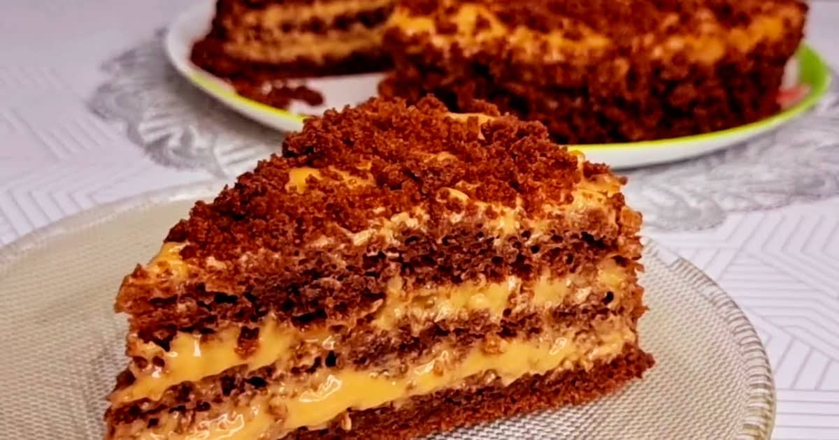 Сочный торт "Три Склянки" на кефире: простой рецепт без миксера и весов