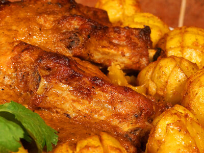 Нежное мясо с соусом: простой рецепт для ужина