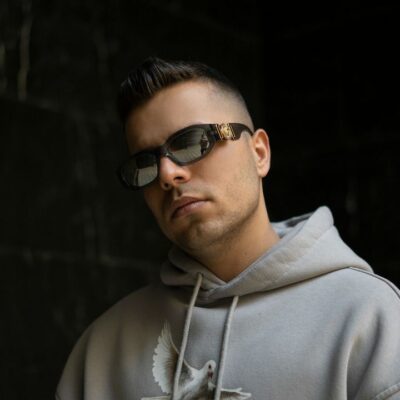 Как распознать нарциссическую личность и построить здоровые отношения