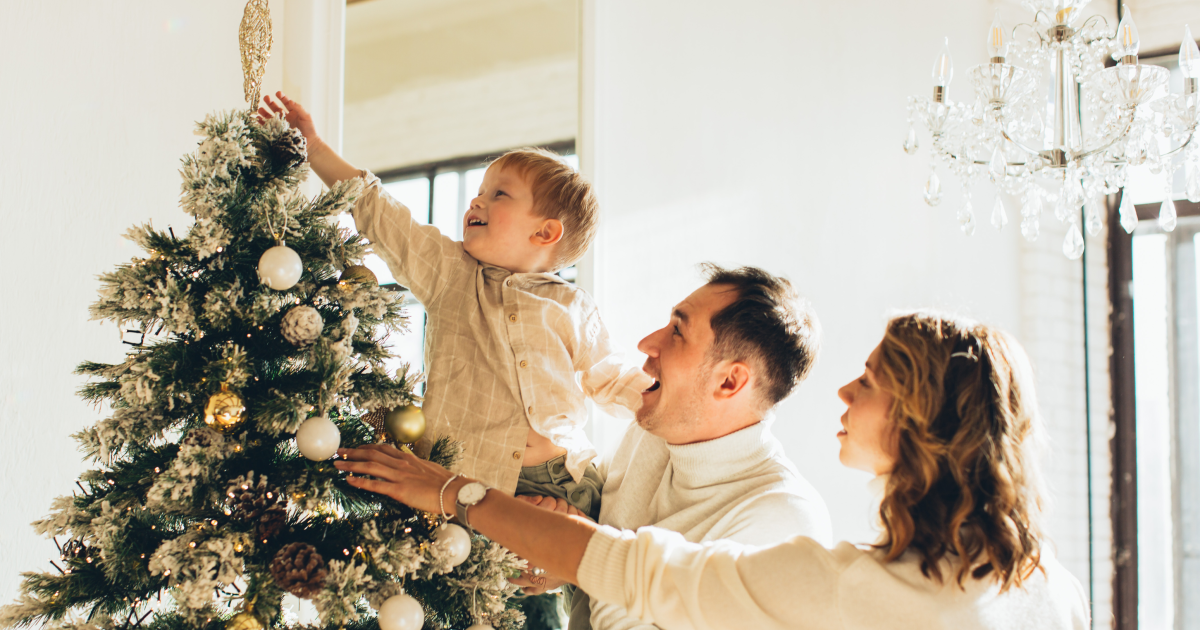 Когда пора ставить елку: неожиданные причины не спешить с новогодним украшением
