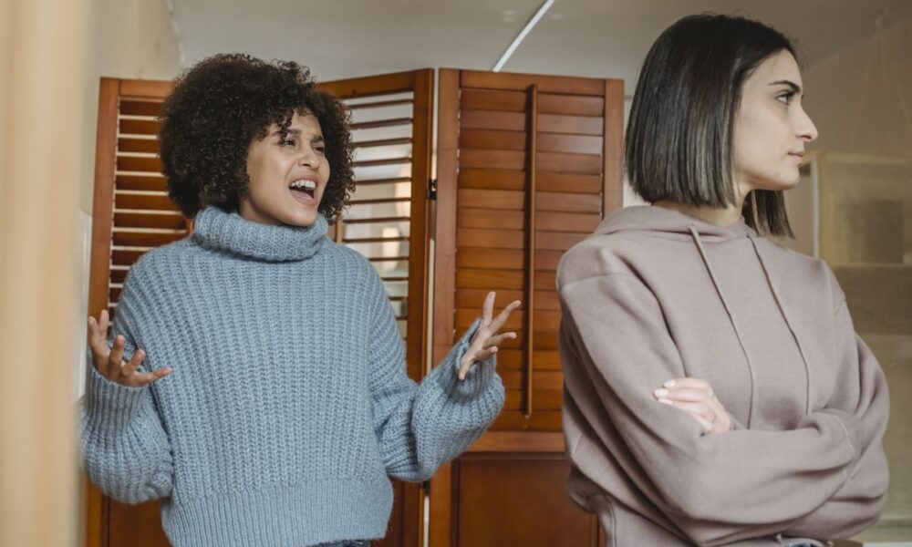 Как решать конфликты: советы для женщин