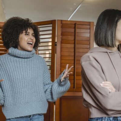 Как решать конфликты: советы для женщин