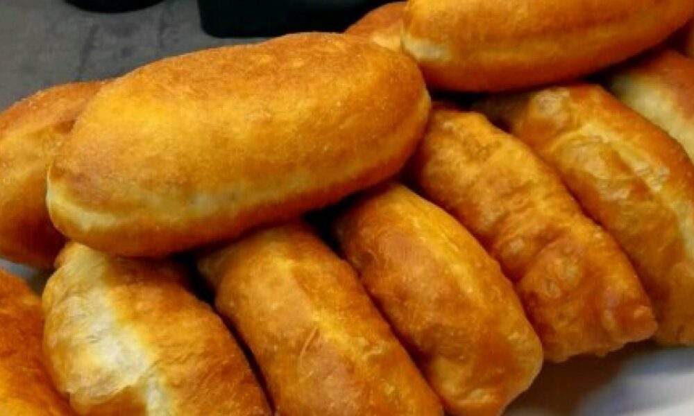 Быстрые пирожки на кипятке: рецепт без долгого замеса