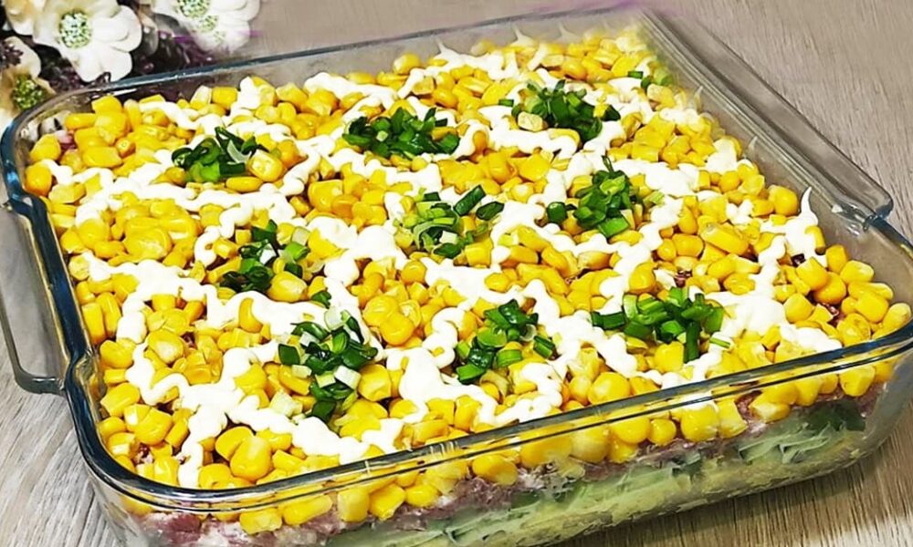 Салат "Люся": неожиданный хит, который покорил всех гостей