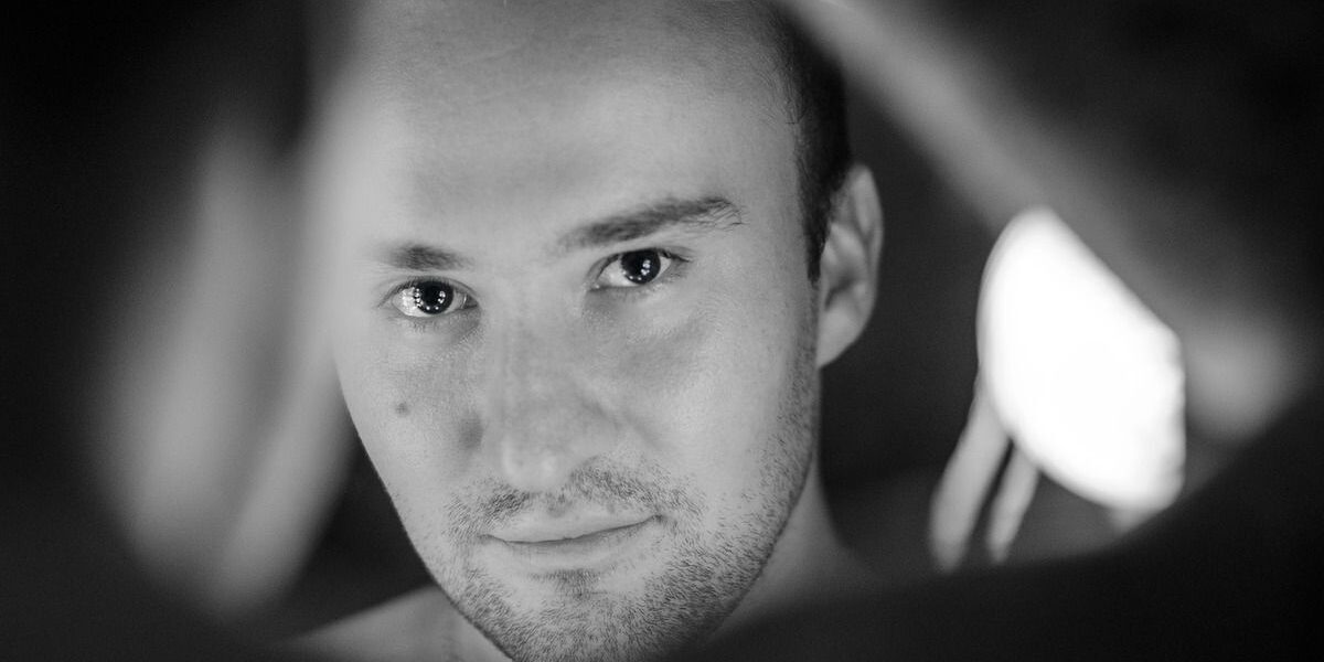 Почему мы разговариваем сами с собой: психолог объясняет секреты интровертов