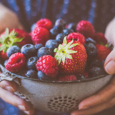 Запасы на кухне: 5 продуктов, которые стоит покупать впрок для женского здоровья