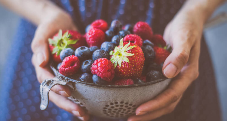 Запасы на кухне: 5 продуктов, которые стоит покупать впрок для женского здоровья