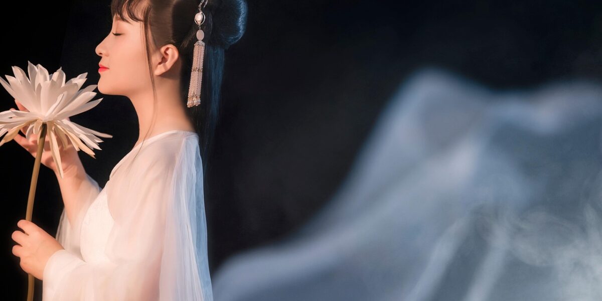 Стильные образы: секреты идеального гардероба для современной женщины