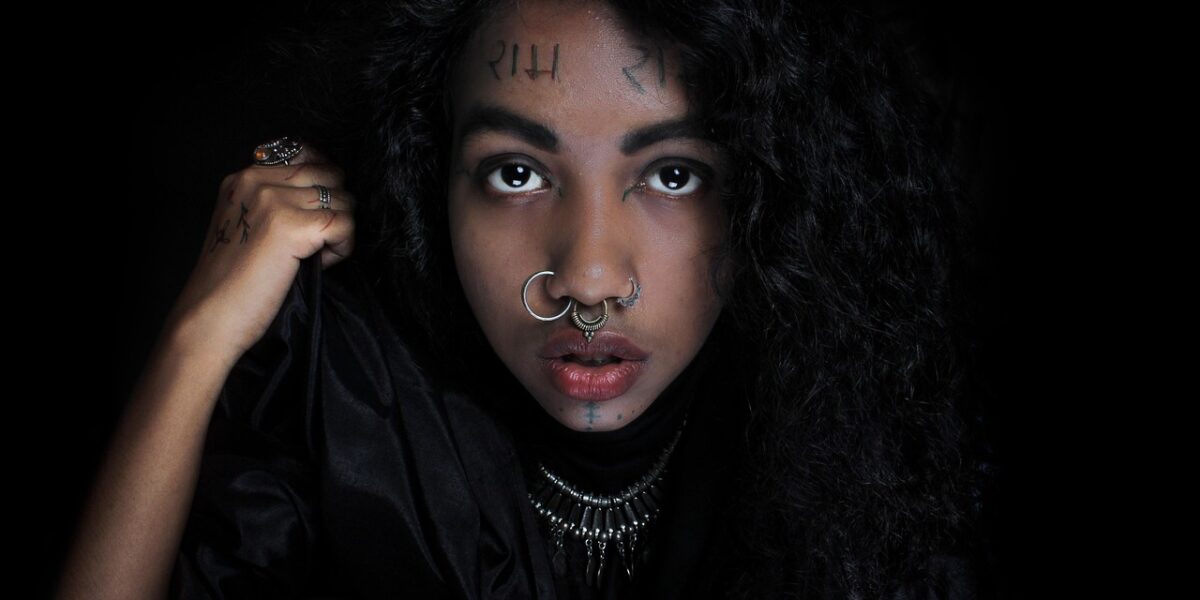 Стильные образы: Секреты идеального гардероба для современной женщины