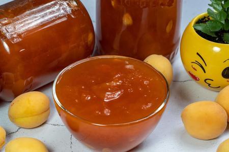 Абрикосовое варенье: секретный ингредиент и аромат лета