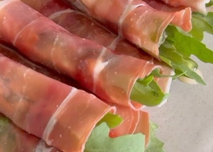 Быстрая закуска к вину: идеальный рецепт для неожиданных гостей за 5 минут