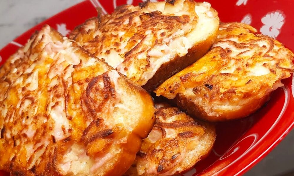 Горячие бутерброды для всей семьи за 5 минут: быстрый и вкусный рецепт