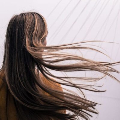 Выпадение волос у женщин: 4 неожиданные причины, о которых молчат звезды