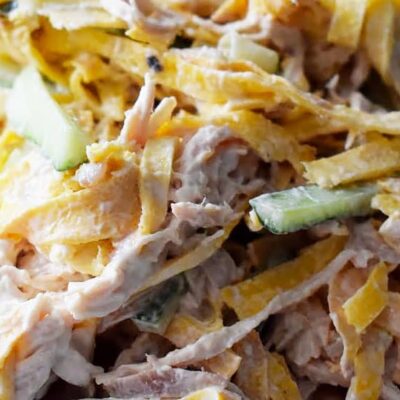 Необычный салат для гостей: рецепт, который удивит всех