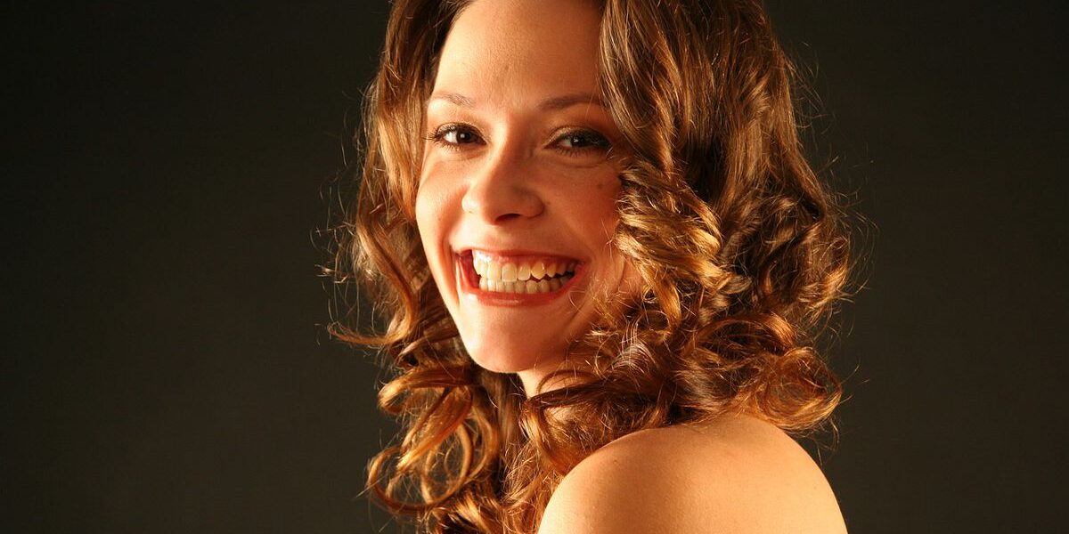 Секреты идеальных локонов: как создать красивые кудри без плойки и бигуди