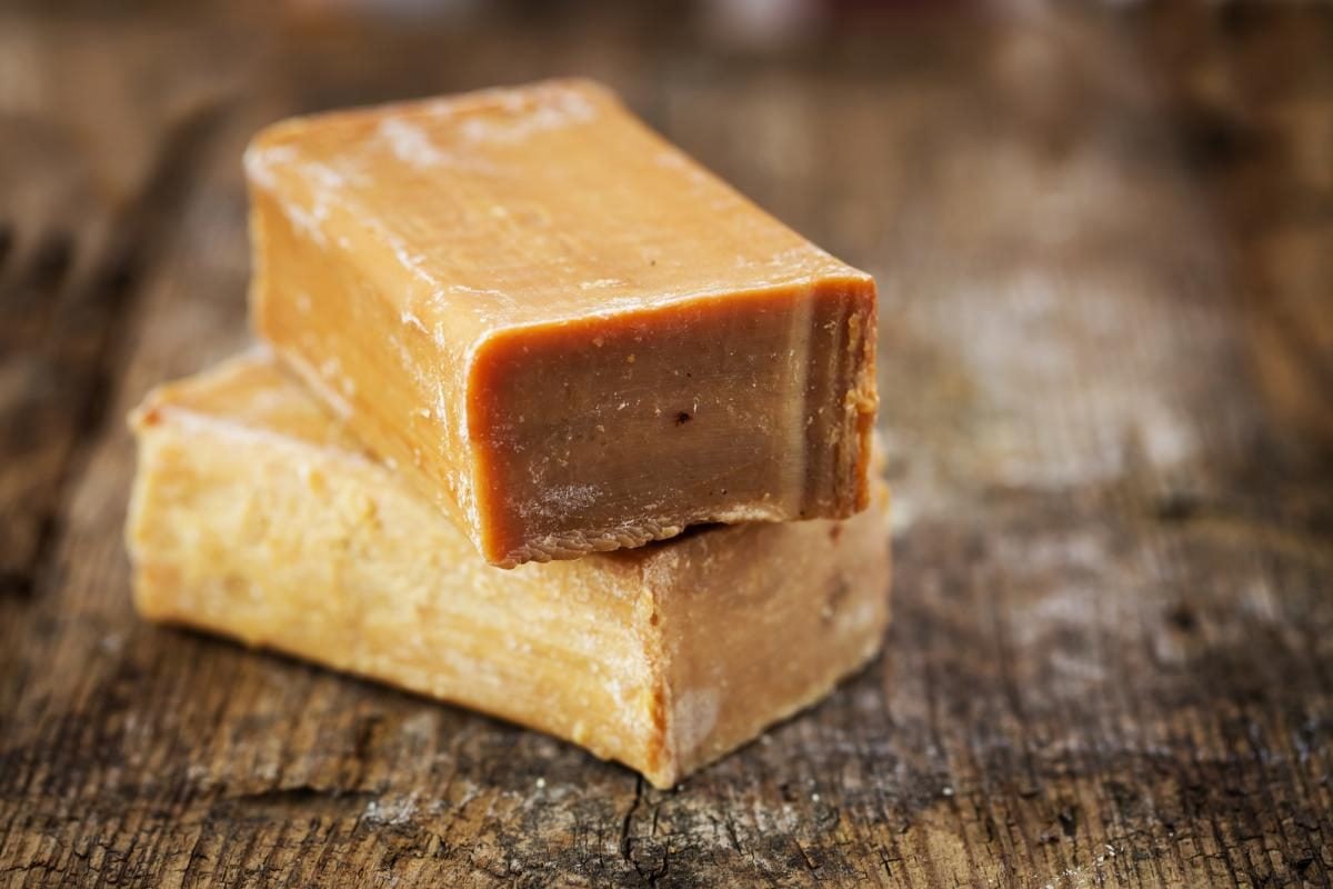 Хозяйственное мыло: секрет чистоты для вашего сада и дома