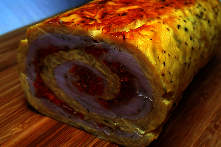 Идеальный рулет с курицей и овощами: легкий рецепт для ужина