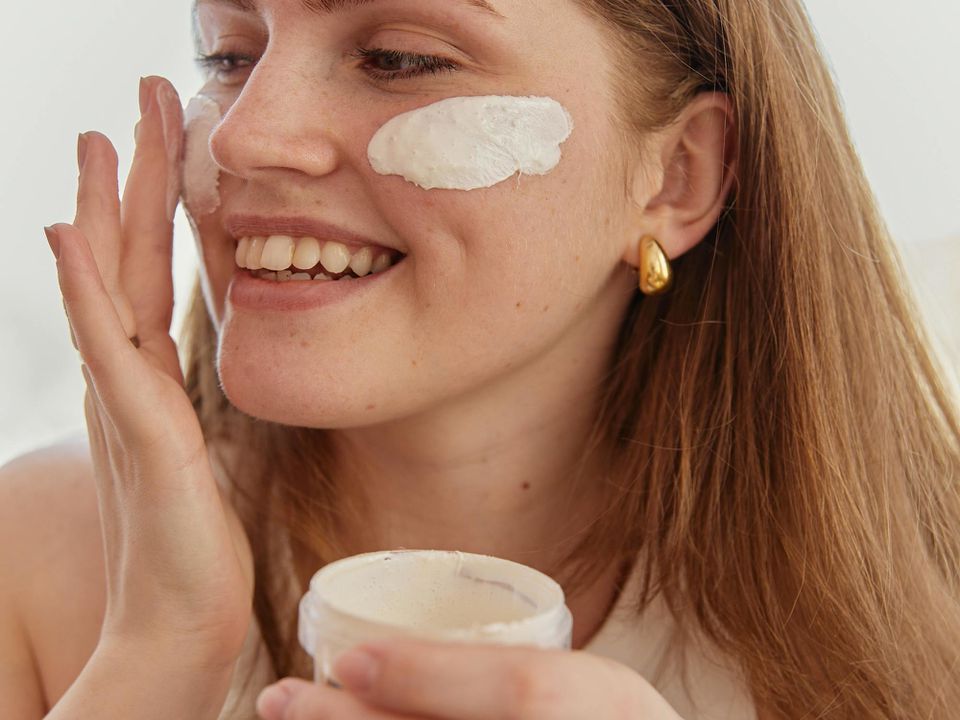 Весенний уход за кожей: секреты звездных дерматологов для сияния вашей кожи