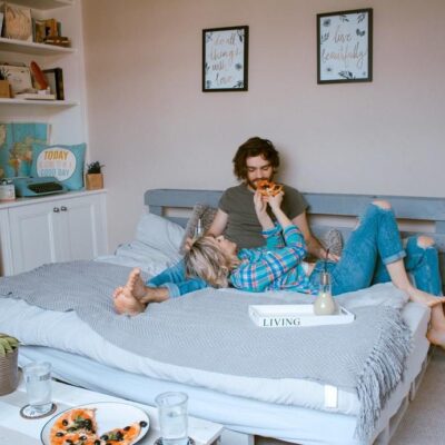 Признаки охлаждения мужчины: как распознать потерю интереса в отношениях