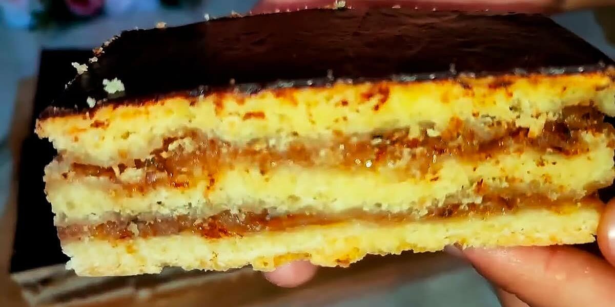 Секрет идеальной шарлотки: находим вкуснейший яблочный пирог в старой газете