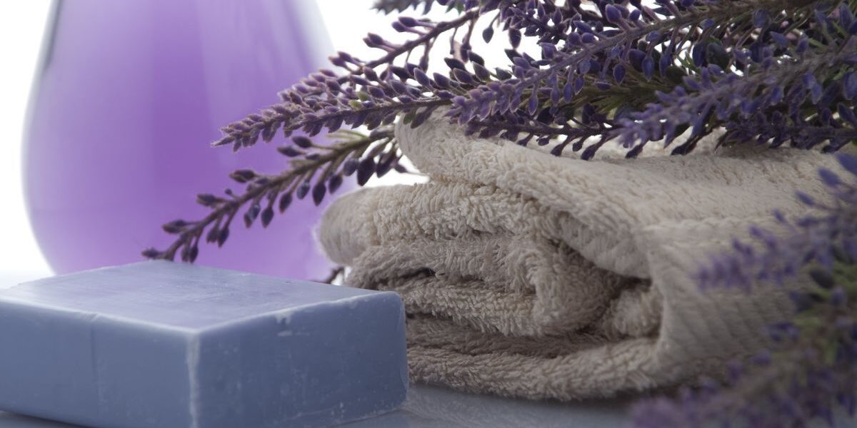 Секрет мягких полотенец: народные хитрости для вашей стиральной машины