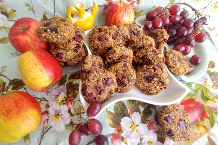 Яблочно-финиковое печенье: простой рецепт для сладкого перекуса