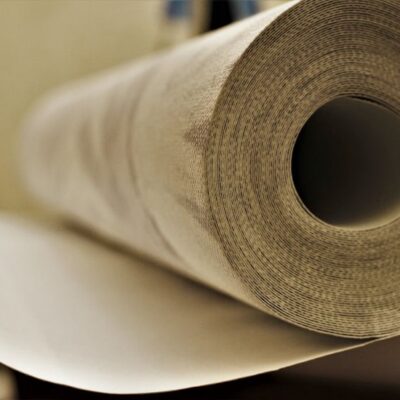 Остатки обоев в интерьере: креативные идеи для вашего дома