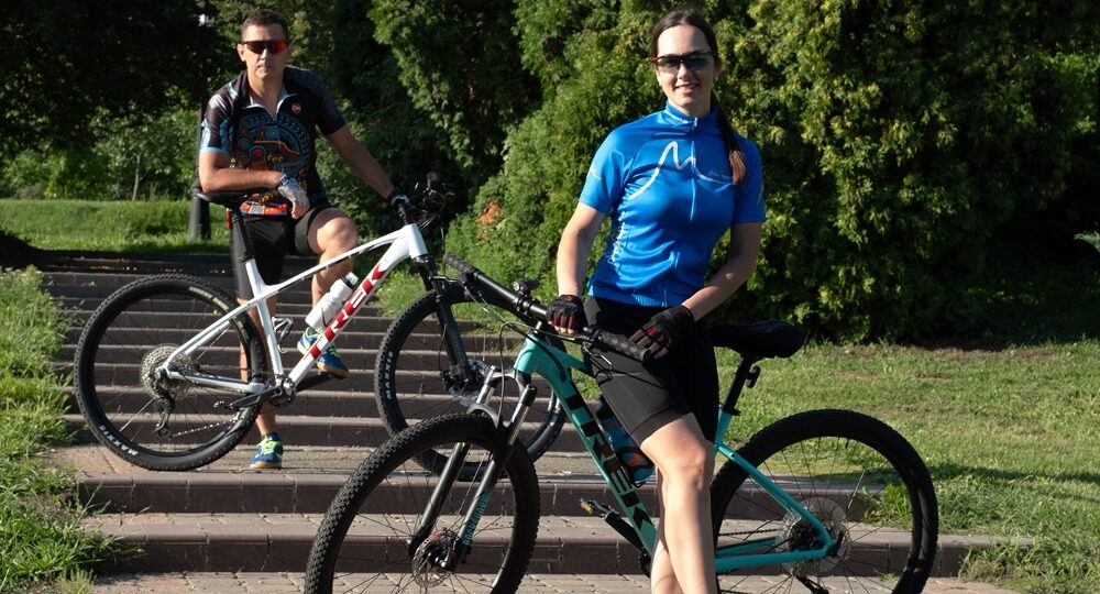 Минские модники на велосипедах: стиль в городской суете