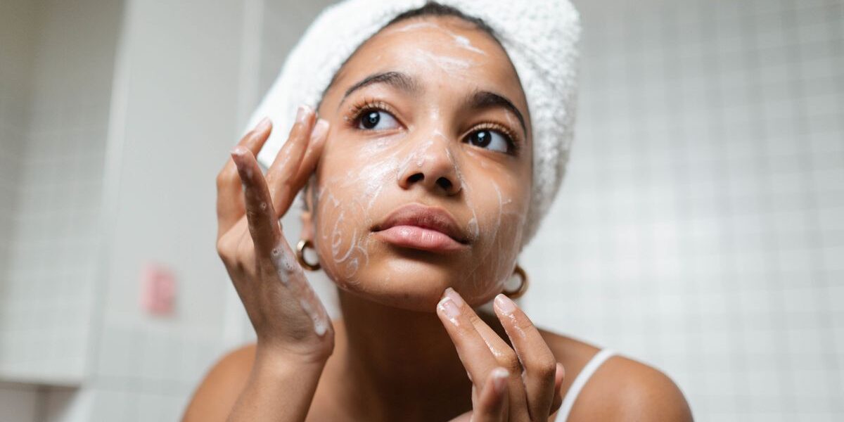 секреты безупречной кожи, уход за сухой кожей, ошибки в уходе за кожей, как избежать ошибок в уходе, сухая кожа лица, правильный уход за сухой кожей, советы по уходу за сухой кожей, здоровая кожа, увлажнение сухой кожи, домашний уход за сухой кожей