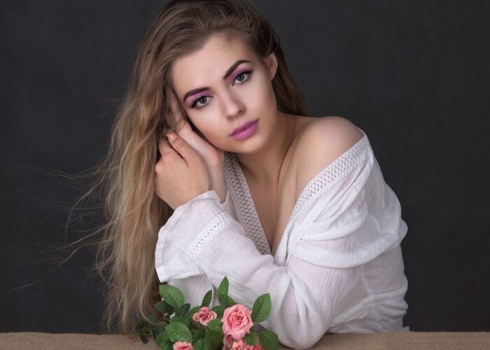 Эффект лифтинга лица за 5 минут: секреты макияжа из TikTok