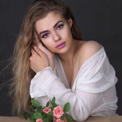 Тайный бьюти-прием из TikTok: как консилер создает мгновенный лифтинг-эффект для вашего лица