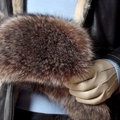 Ходить без шапки зимой: какой риск для женского здоровья и как не заболеть менингитом