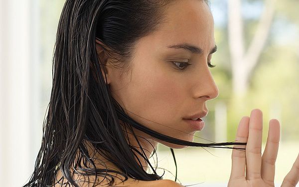 Почему выпадают волосы: секреты звезд и советы для всех женщин