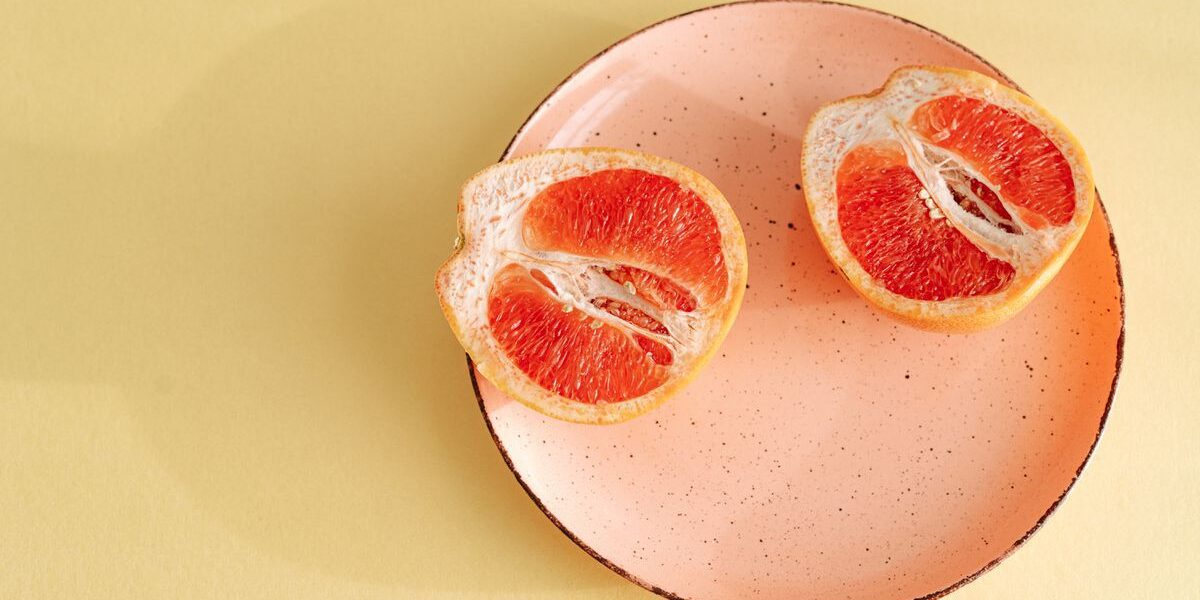 Секреты сияющей кожи: домашняя маска для лица с грейпфрутом