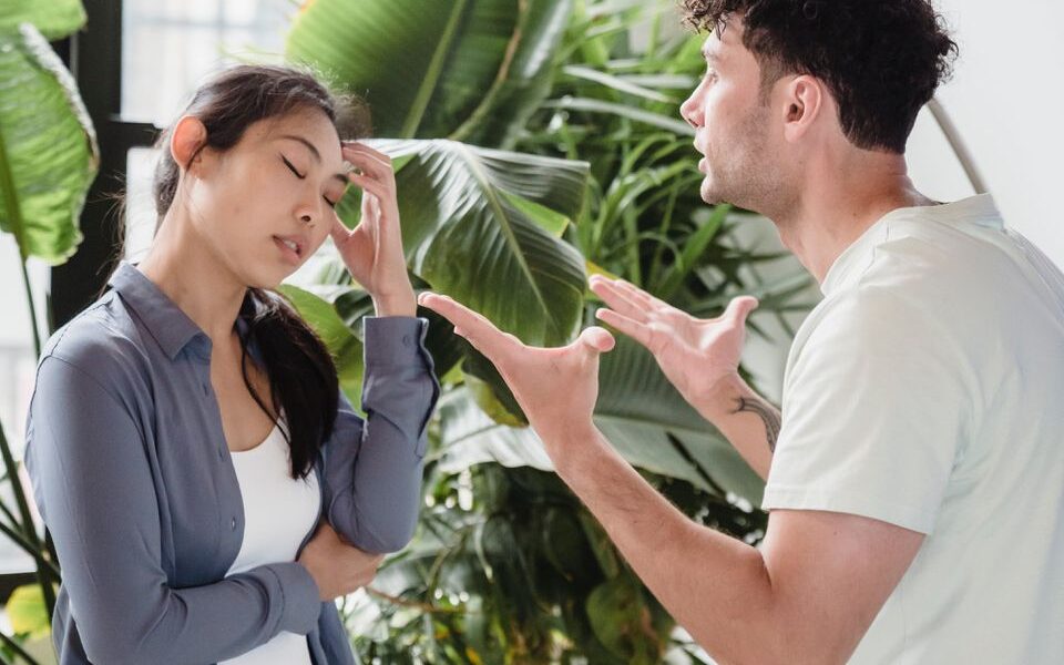 Как уверенно отстаивать свое мнение: психология для женщин