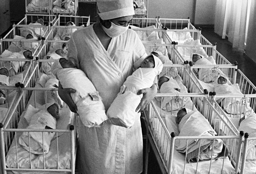 Секреты воспитания: как младенчество влияет на характер ребенка