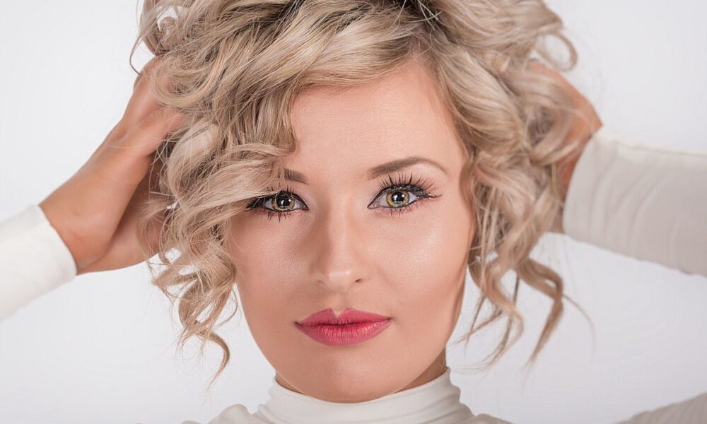 Весеннее преображение: как вернуть волосам блеск и силу после зимы