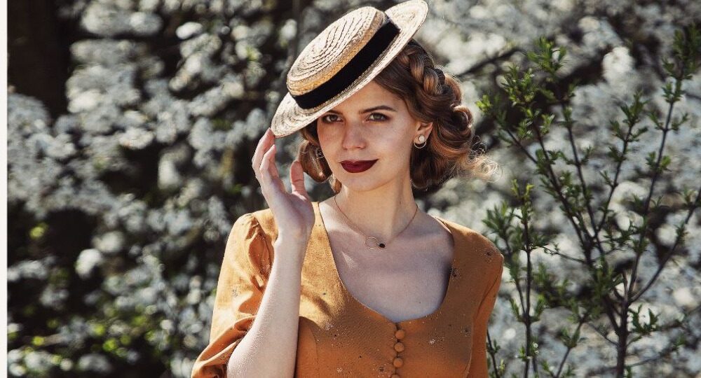 Женская история успеха: от европейского университета к модному бренду пальто