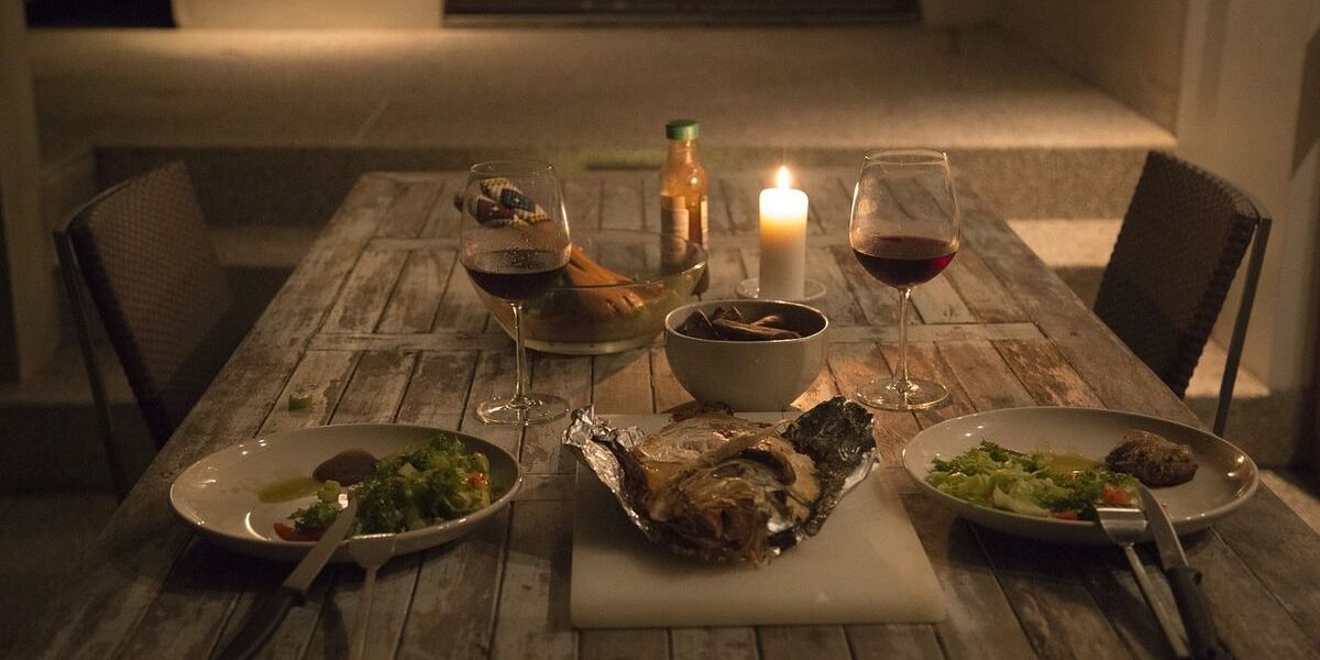 Как знаменитости справляются с вечерним перееданием: секреты стройности