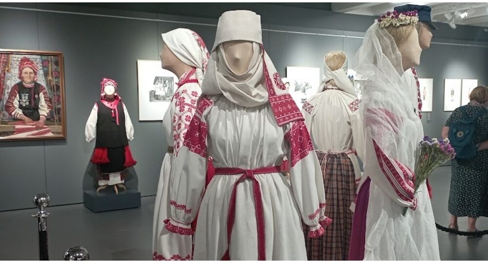 история моды, предки мода, модные тренды история, эволюция стиля, как предки создавали моду, история одежды, модная история, исторический стиль, модные тенденции предки