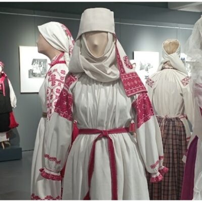 история моды, предки мода, модные тренды история, эволюция стиля, как предки создавали моду, история одежды, модная история, исторический стиль, модные тенденции предки