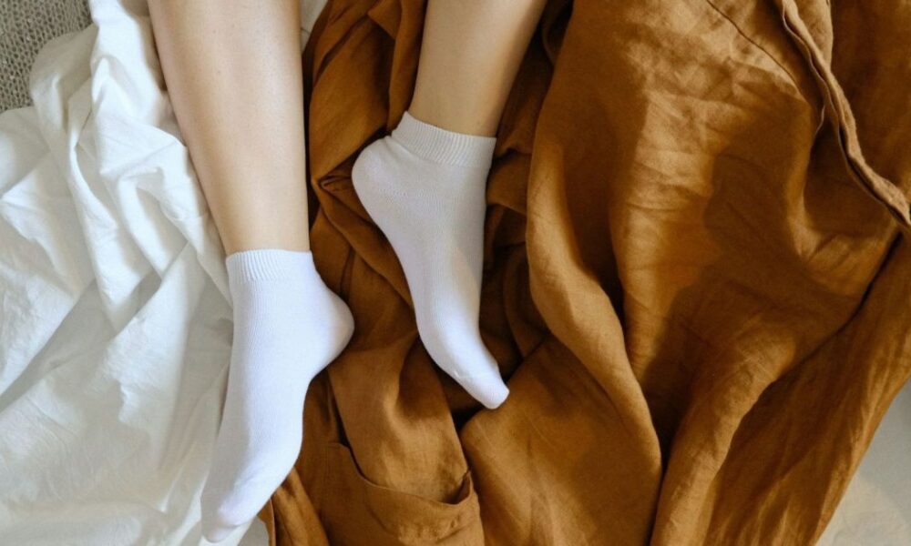 Как вернуть белым вещам первозданную белизну: 3 домашних секрета для идеальной чистоты