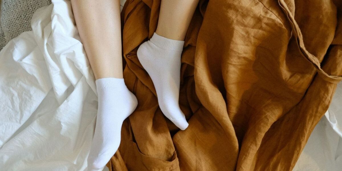 Как вернуть белым вещам первозданную белизну: 3 домашних секрета для идеальной чистоты