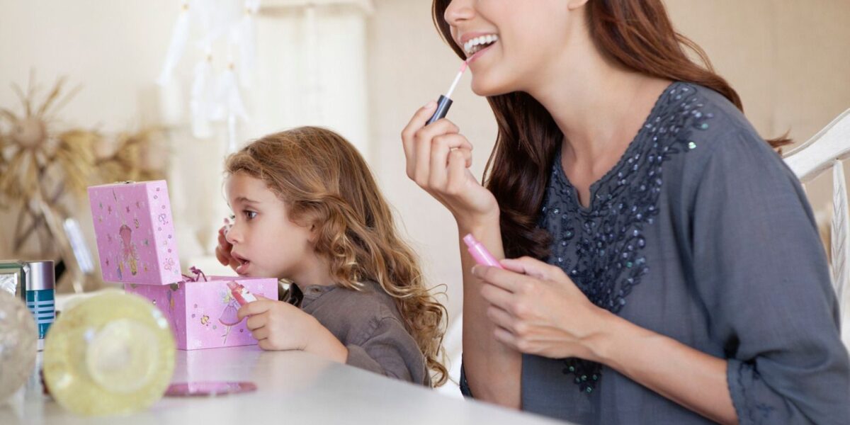 Косметичка молодой мамы: секреты красоты и ухода