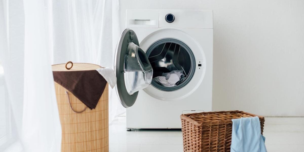 Открывать дверцу стиральной машины после стирки: как избежать поломки и сохранить уют в доме
