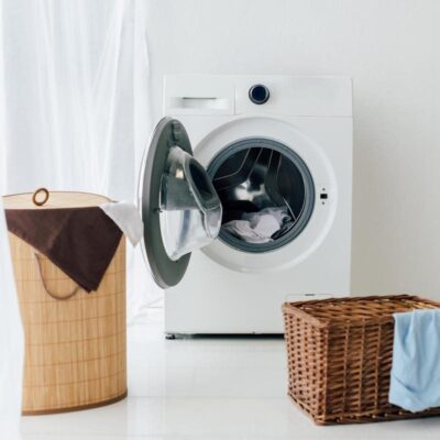Открывать дверцу стиральной машины после стирки: как избежать поломки и сохранить уют в доме