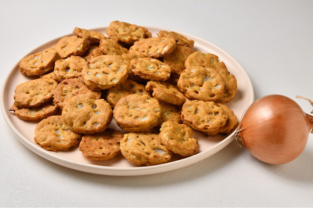 Нежное луковое печенье: простой рецепт для вашей кухни