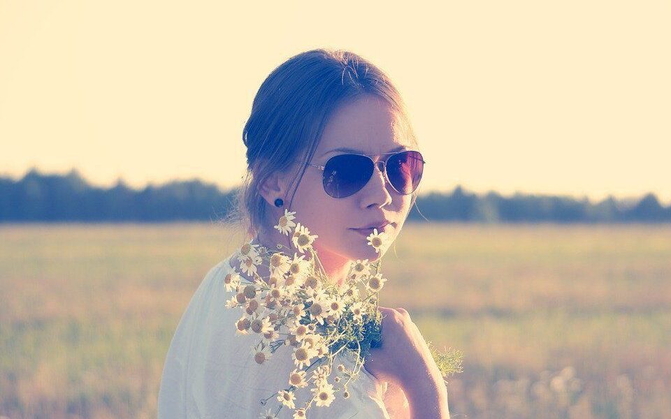 Натуральное осветление волос дома: секреты и проверенные методы